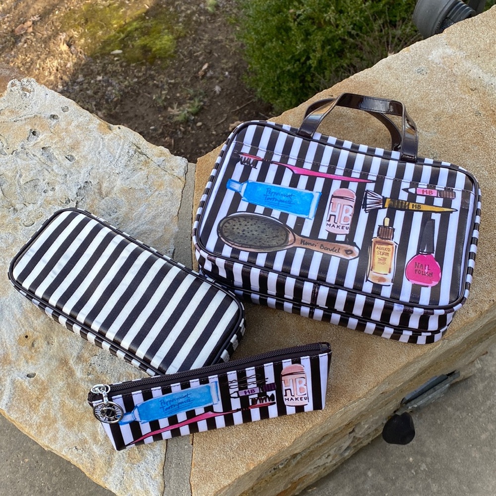 henri bendel Black and White Striped Cosmetic Bag Set